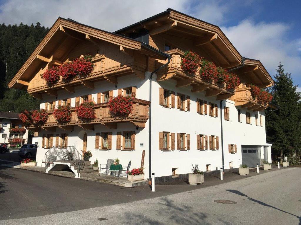 Apart Soellbacherhof Fügen Екстериор снимка
